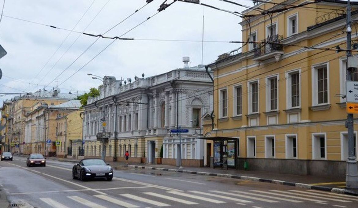 Pushkin Apartment