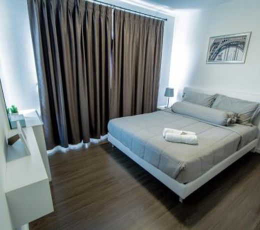 Baan Kiang Fah Apartment by Patcha