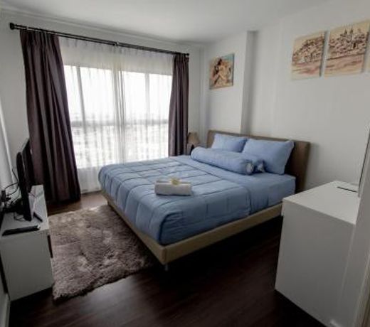 Baan Kiang Fah Apartment by Patcha