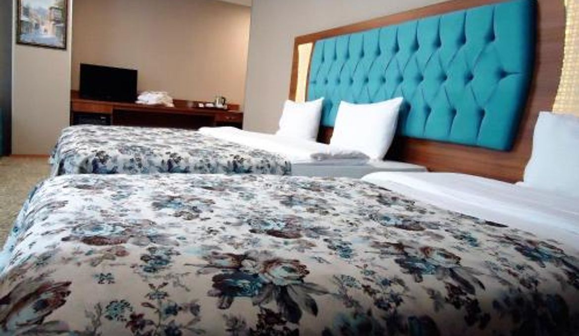 Golden Lounge Hotel