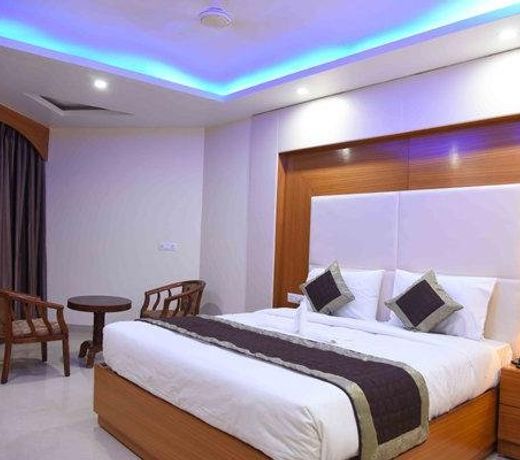 Hotel Anand International