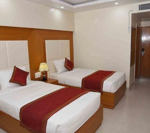 Hotel Anand International
