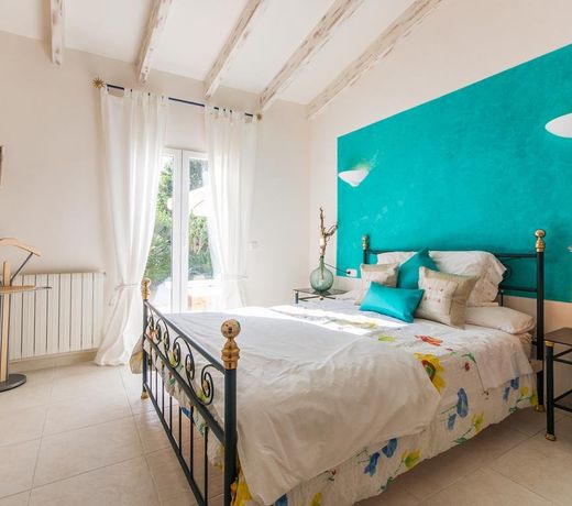 Villa Son Serra, Pool and Chill Out close to the beach