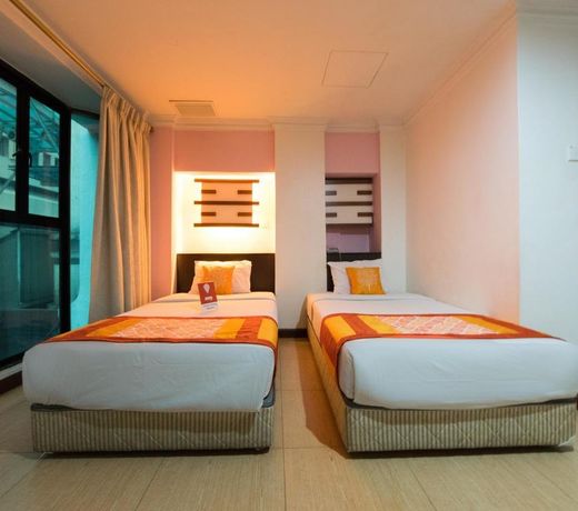 Hotel Chinatown 2 by OYO Rooms