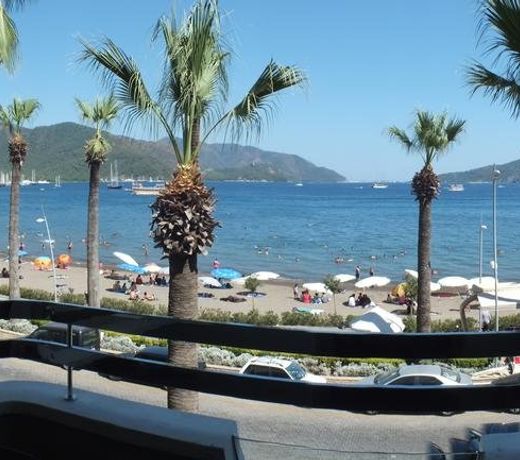 Candan Citybeach Hotel