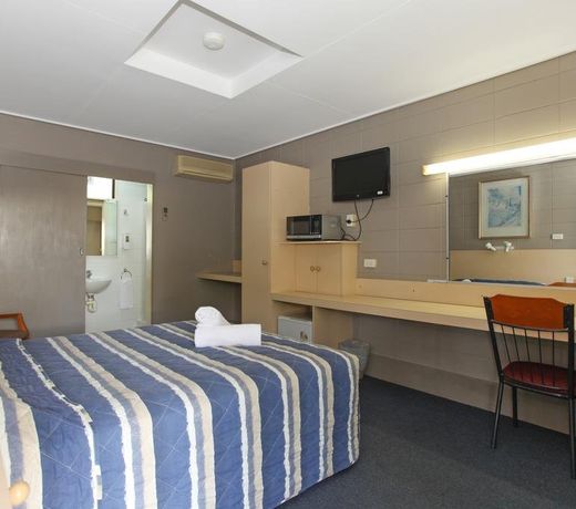 Tandara Hotel Motel