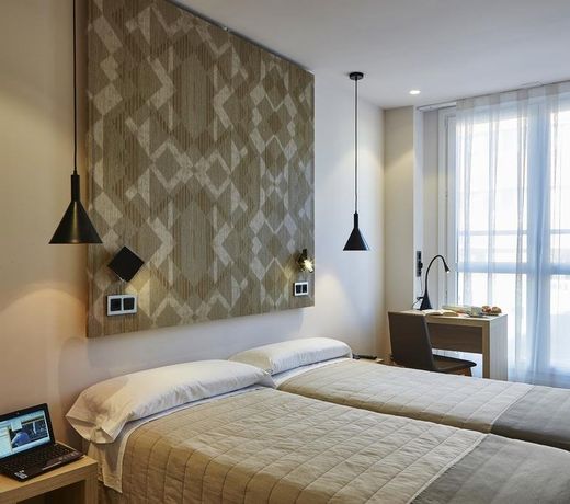 Hotel Bilbao Plaza