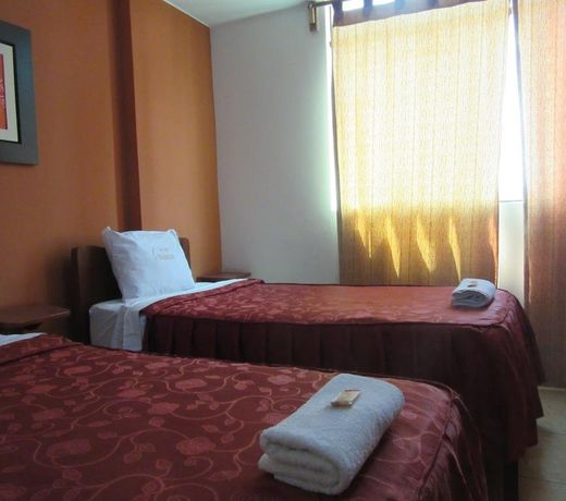 Hostal Huacachina Ica