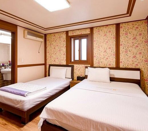 Hillstay Residence Hotel