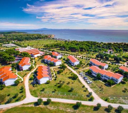Kazela Apartments