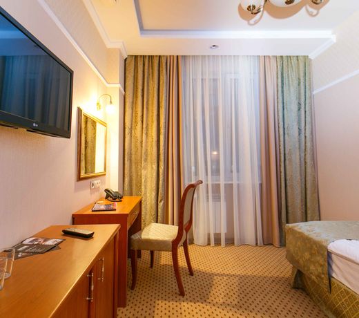 Degas Hotel