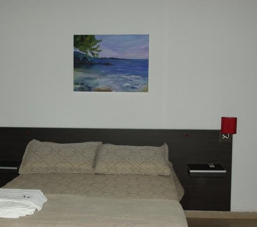 Amaiken Suites