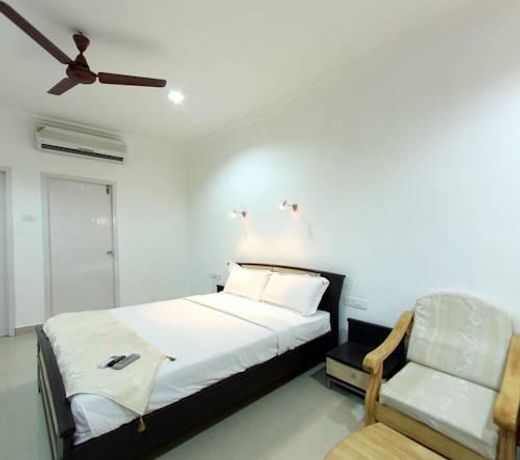 Hotel Royal Sathyam