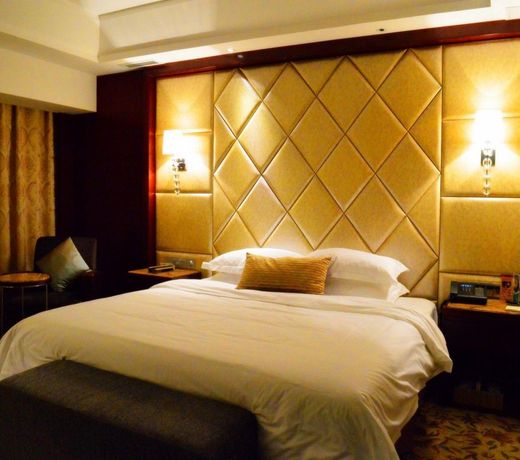 Huaxin Peninsula Hotel