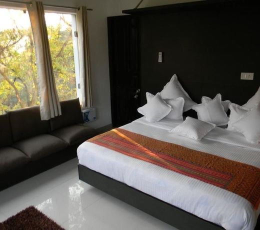 Midwood Breeze by OpenSky