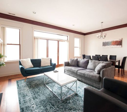 Handsome 3BR in Lincoln Park by Sonder