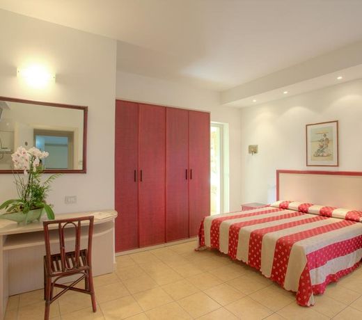 CASA MAJOR Hotel & Appartamenti CERVIA