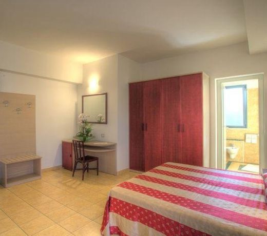 CASA MAJOR Hotel & Appartamenti CERVIA