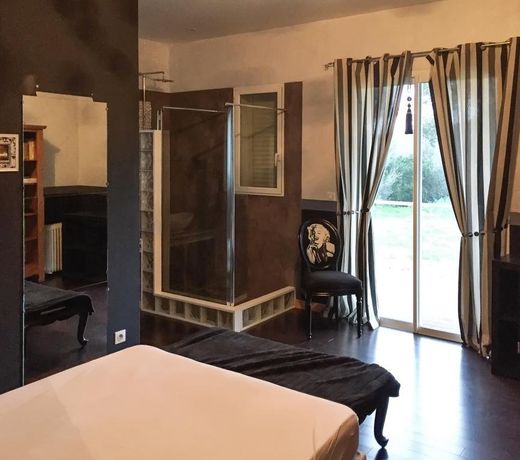 Villa de 4 chambres a Sartene avec piscine privee jardin amenage et WiFi a 10 km de la plage