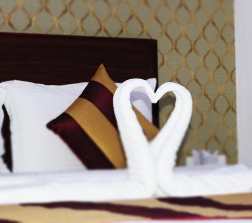 Moonline Resort