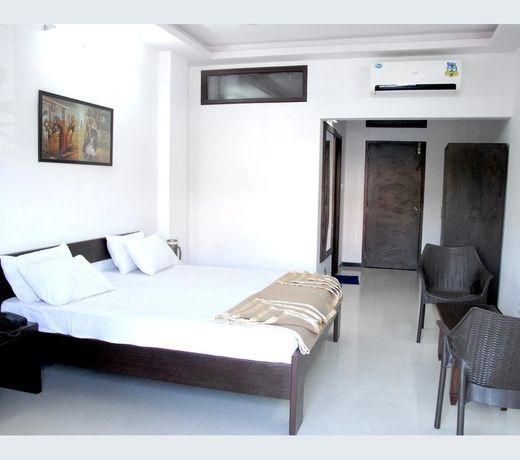 Hotel Real Residency