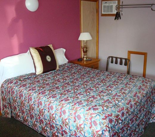 Country Villa Motel