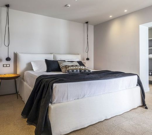Minos Beach Art Hotel, a Member of Design Hotels
