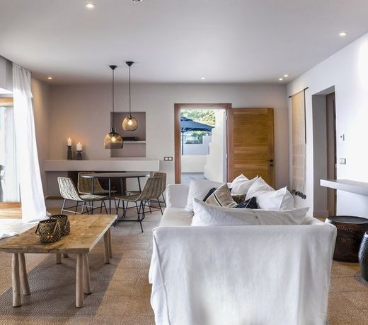 Minos Beach Art Hotel, a Member of Design Hotels