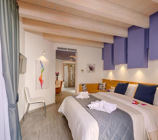 Hospitality Hotel