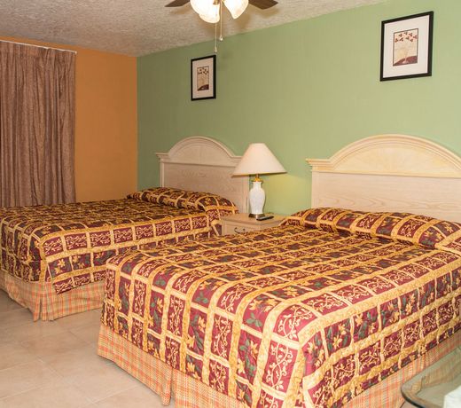 Delux Inn