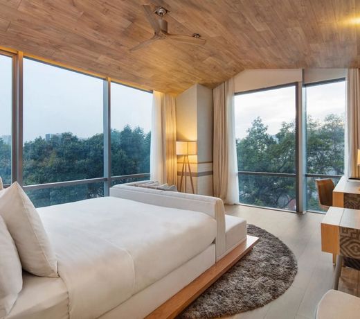 Fusion Suites Saigon