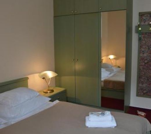 HOTEL ARÃNA