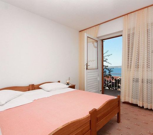 Triple Room Brela 2752a