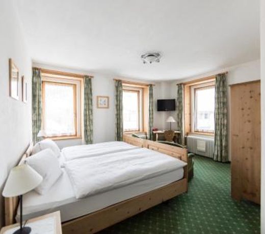 Hotel Bernina