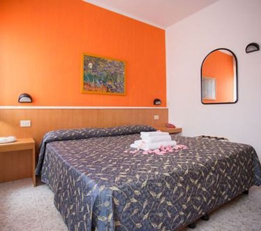 Hotel Benacus