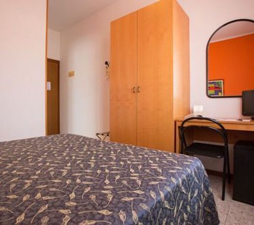 Hotel Benacus