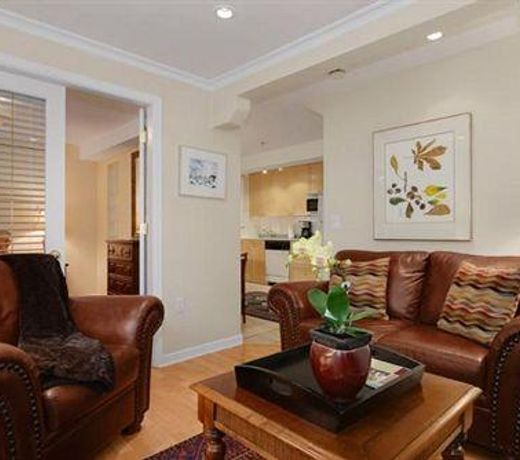 KITSILANO GARDEN SUITES