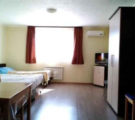 Guest House on Festivalnaya