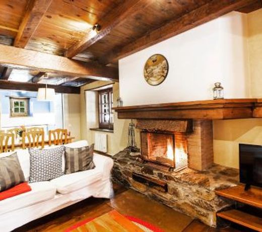 Tarter Mountain Suites