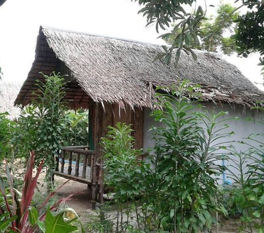 PAYANG BUNGALOW