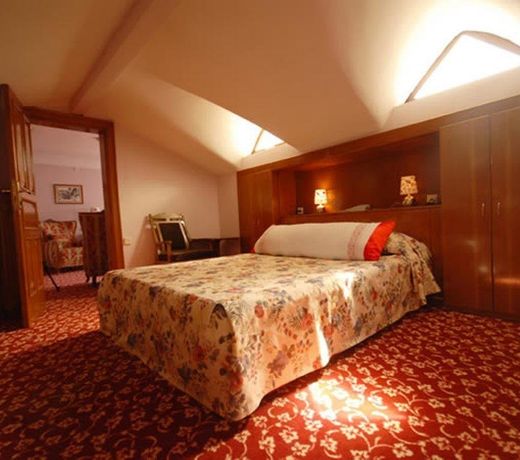 Safran Hotel