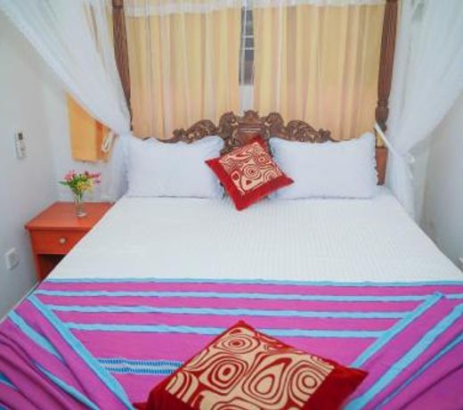 Hasaranga Holiday House
