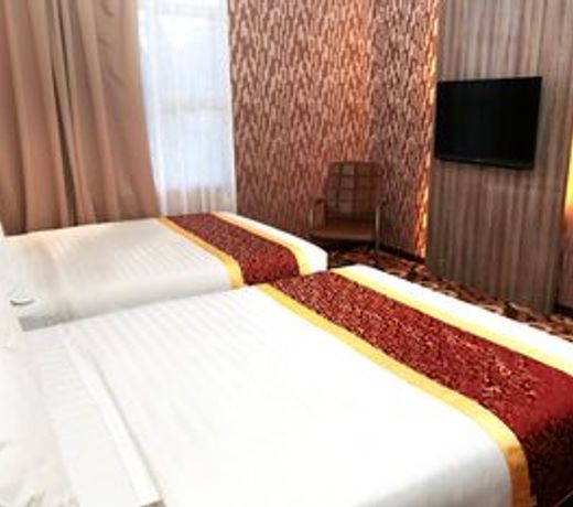 Golden Valley Hotel