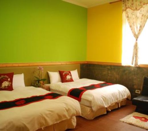 Nine Aboriginal B & B