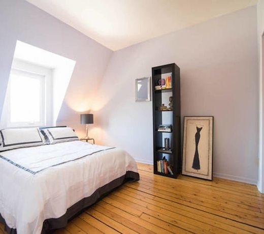 LM Stays 142 James Street Loft