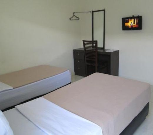 Mahkota Hotel
