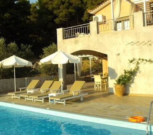 Villa Amaryllis by Kardous