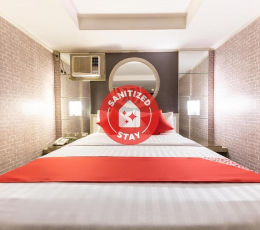 OYO 191 Paradise Apartelle
