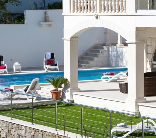 Villa Arion