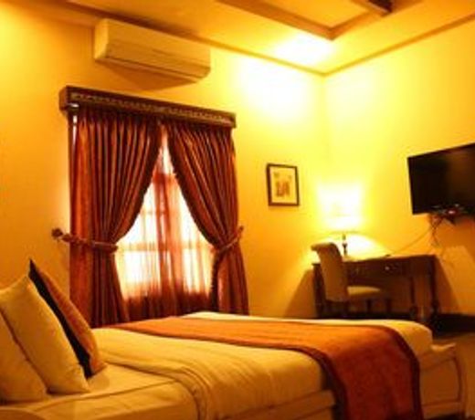 Garvaish Luxury Hotel